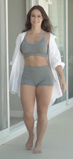 Paolla Oliveira feet photo thumbnail