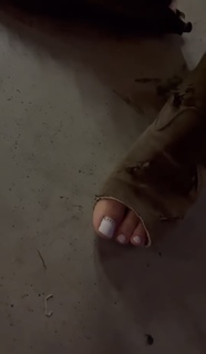 Klaudia Halejcio feet photo thumbnail