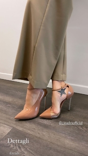 Giorgia Palmas feet photo thumbnail