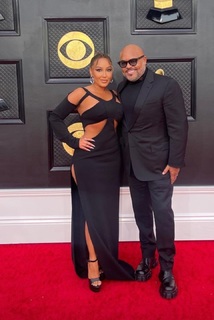 Adrienne Houghton feet photo thumbnail