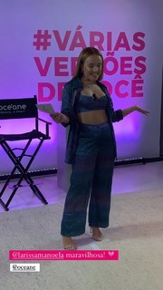 Larissa Manoela feet photo thumbnail