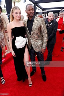 Kelsea Ballerini feet photo thumbnail