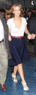 Jennifer Lawrence feet photo thumbnail