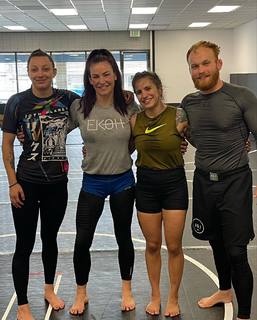 Miesha Tate feet photo thumbnail