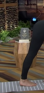 Tania Rincón feet photo thumbnail