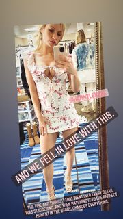 Lily James feet photo thumbnail