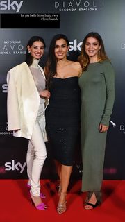 Caterina Balivo feet photo thumbnail
