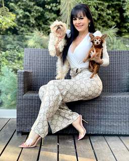 Maribel Guardia feet photo thumbnail