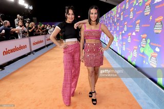 Nikki Garcia feet photo thumbnail