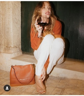 Alessia Marcuzzi feet photo thumbnail