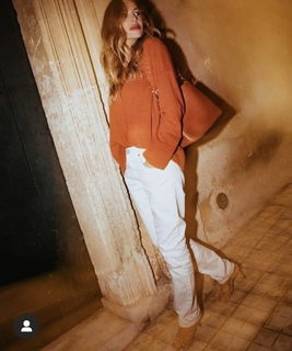 Alessia Marcuzzi feet photo thumbnail