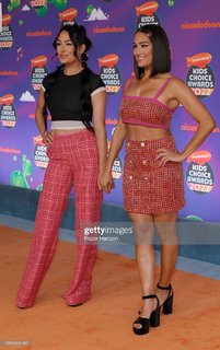 Nikki Garcia feet photo thumbnail