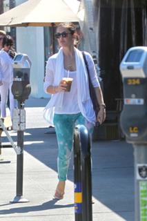 Minka Kelly feet photo thumbnail