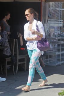 Minka Kelly feet photo thumbnail