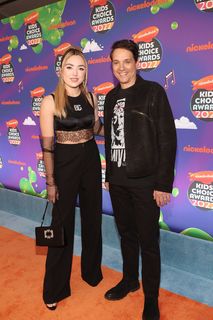 Peyton List feet photo thumbnail