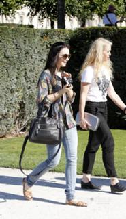 Lily Collins feet photo thumbnail