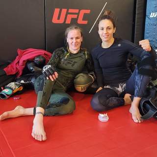 Valentina Shevchenko feet photo thumbnail