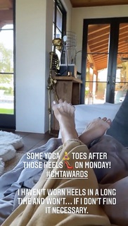 LeAnn Rimes feet photo thumbnail