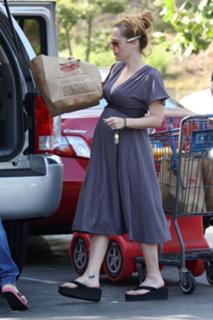 Gillian Anderson feet photo thumbnail