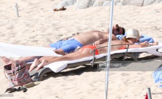 Giada De Laurentiis feet photo thumbnail