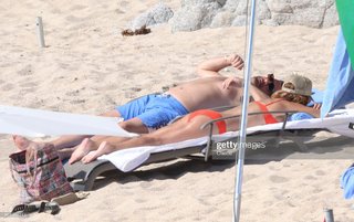 Giada De Laurentiis feet photo thumbnail