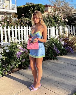 Kara Del Toro feet photo thumbnail