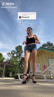 Rachel Pizzolato feet photo thumbnail