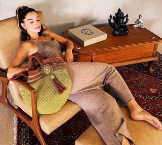 Giovanna Lancellotti feet photo thumbnail