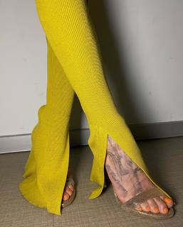 Melissa Satta feet photo thumbnail