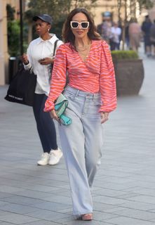 Myleene Klass feet photo thumbnail