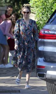 Kate Hudson feet photo thumbnail