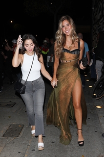 Kara Del Toro feet photo thumbnail