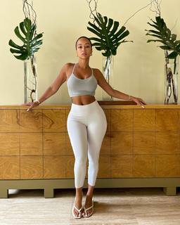 Draya Michele feet photo thumbnail
