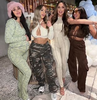 Charlotte Crosby feet photo thumbnail