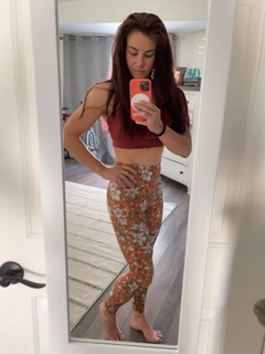 Miesha Tate feet photo thumbnail