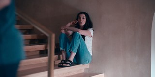Anne Hathaway feet photo thumbnail