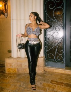 Queen Naija feet photo thumbnail