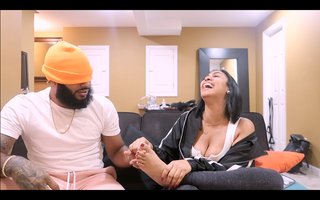 Queen Naija feet photo thumbnail