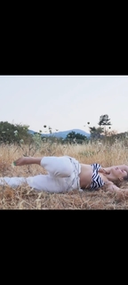 Serenay Sarikaya feet photo thumbnail