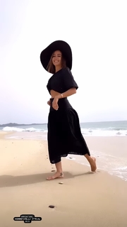 Giorgia Palmas feet photo thumbnail