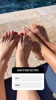 Kate Hudson feet photo thumbnail