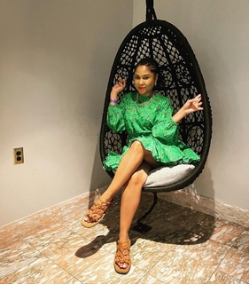 Angela Yee feet photo thumbnail