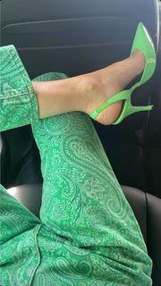 Chiara Ferragni feet photo thumbnail