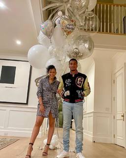 Tia Mowry feet photo thumbnail