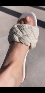 Thalía feet photo thumbnail