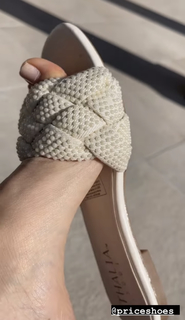Thalía feet photo thumbnail