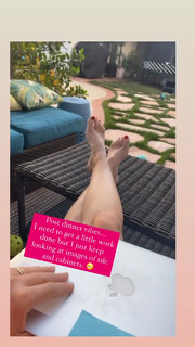 Angela Kinsey feet photo thumbnail