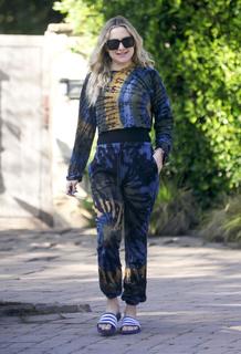 Kate Hudson feet photo thumbnail
