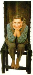 Emma Thompson feet photo thumbnail