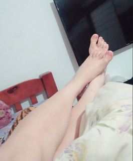 Isa Pes feet photo thumbnail